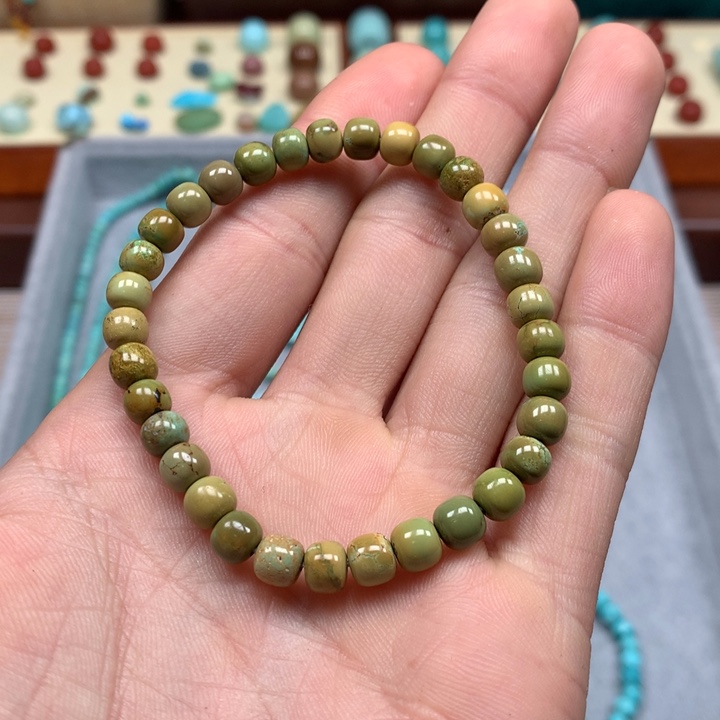 绿松石配饰未镶嵌