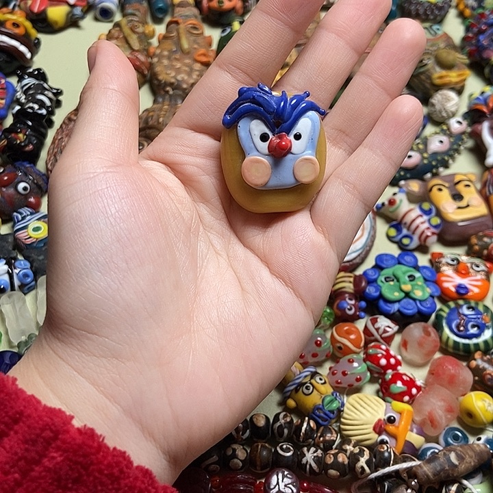 琉璃颈饰黄色小鸟017