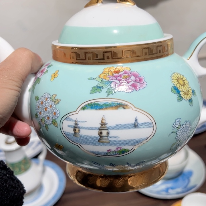 杯红叶大茶壶一个陶瓷