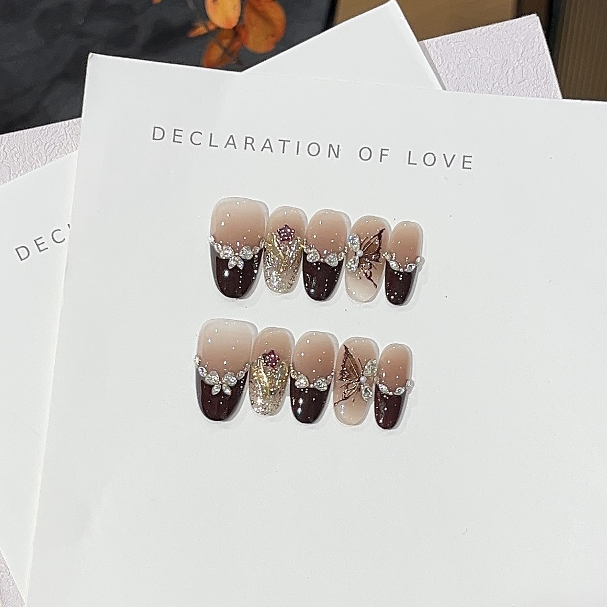 【榛子曲奇】秋冬美拉德焦糖色法式设计感贴钻气质显白纯手工穿戴甲