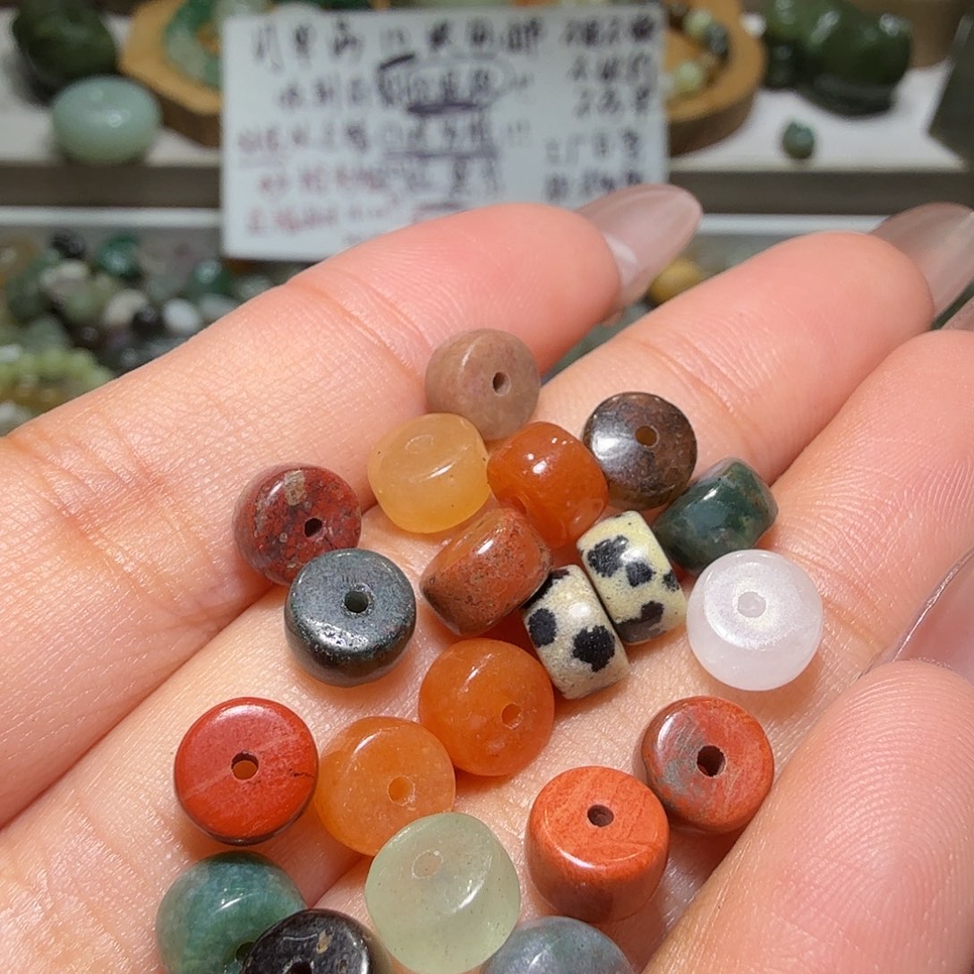 和田玉未镶嵌珠宝奇石