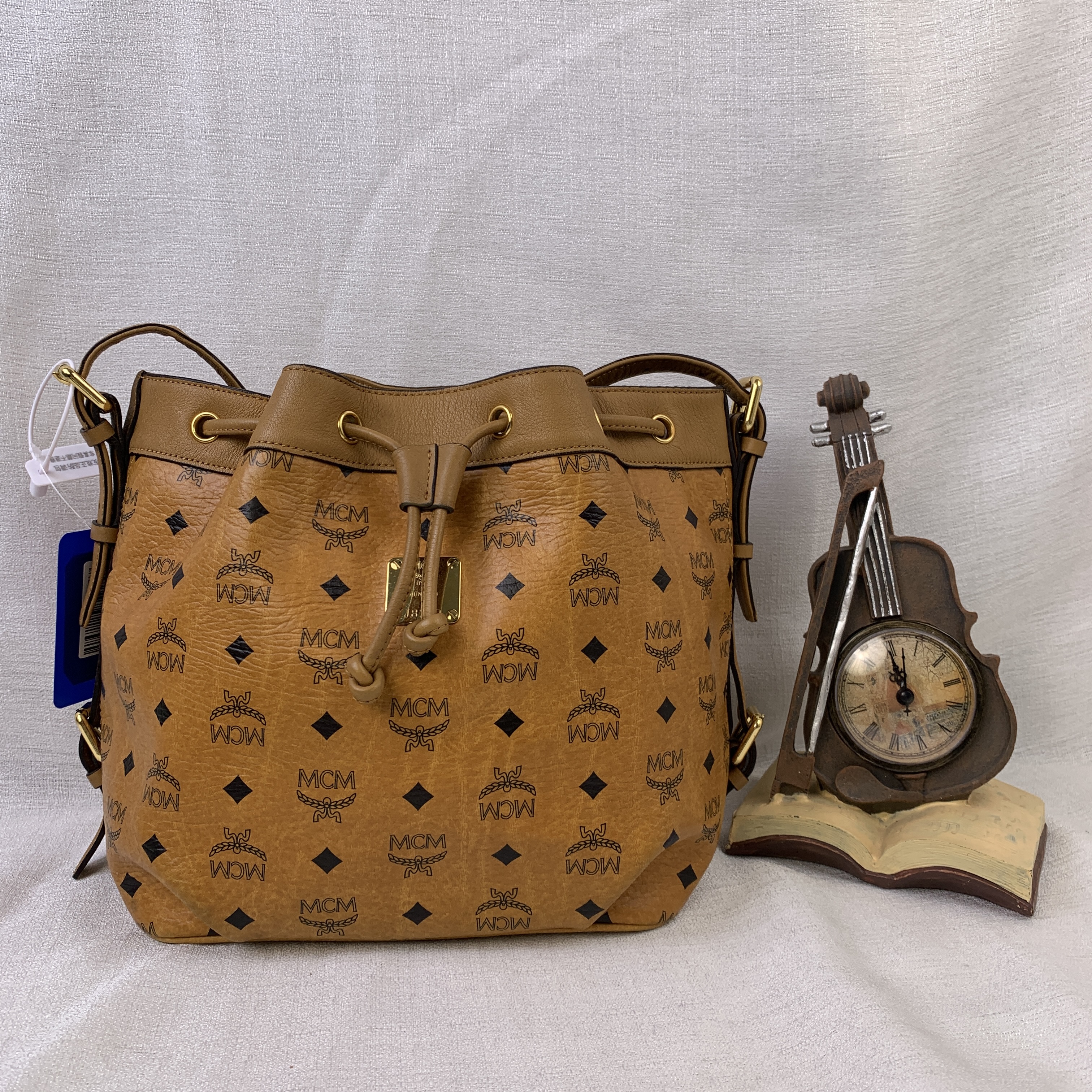 95新 MCM 干邑色抽绳水桶包/EE11830006/0006