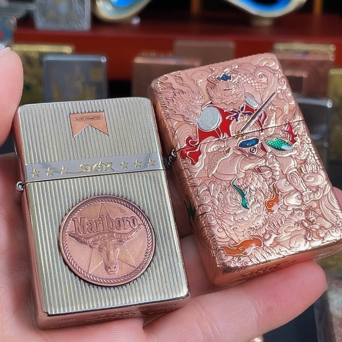 礼*师打火机厂的工人也是一个