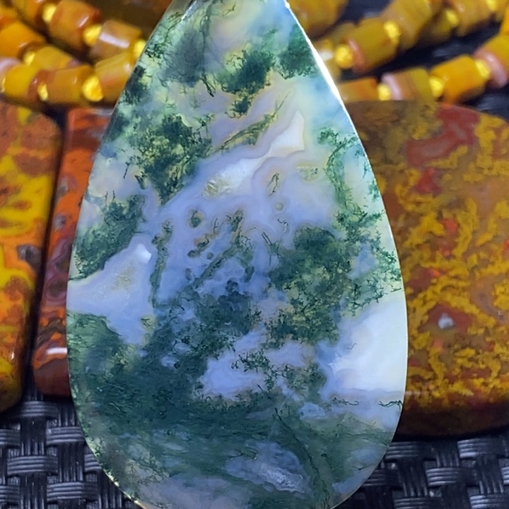 玛瑙/玉髓颈饰未镶嵌