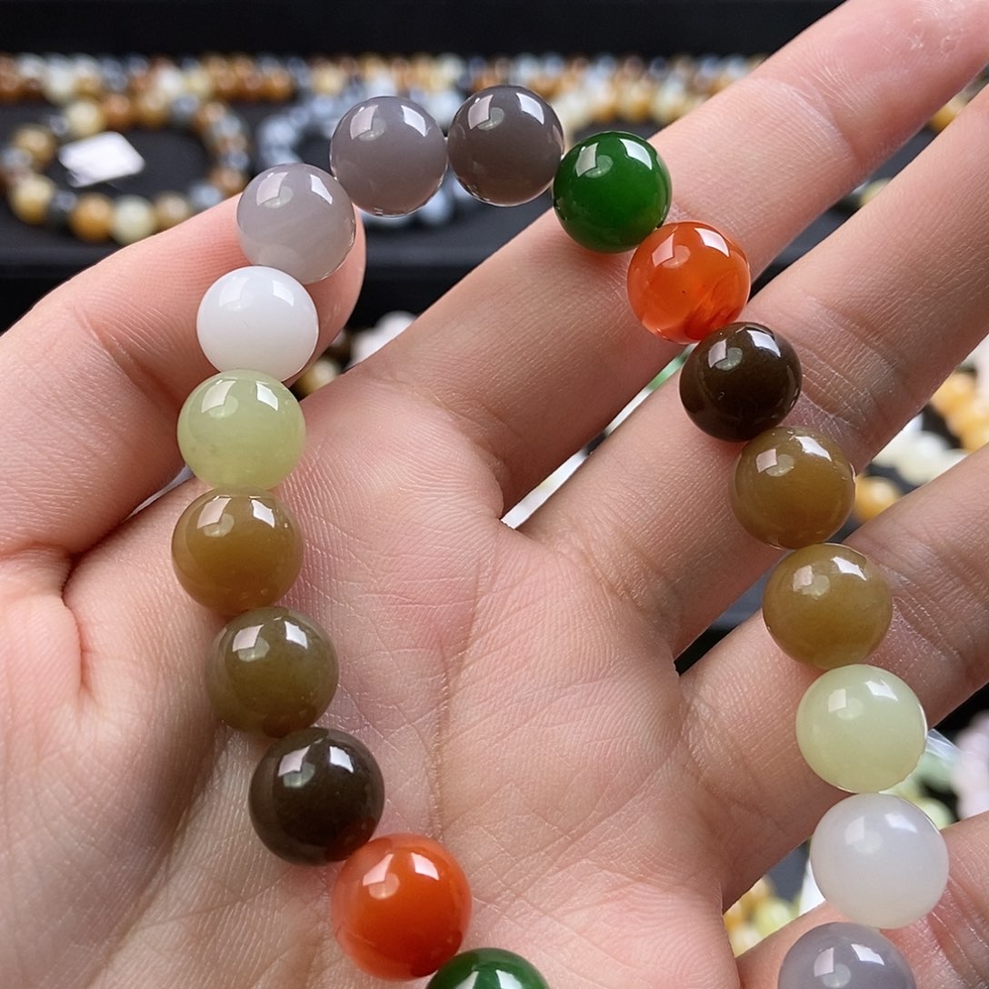 和田玉未镶嵌手链