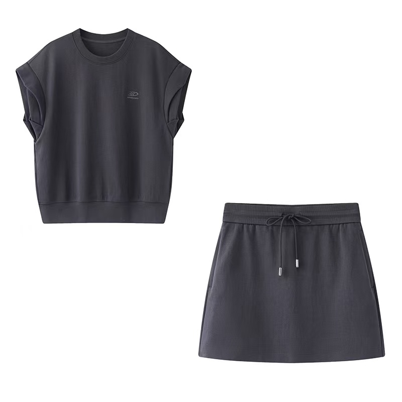 艾诺丝商场同款2025夏季新款时尚百搭圆领短袖短裙套装女9215