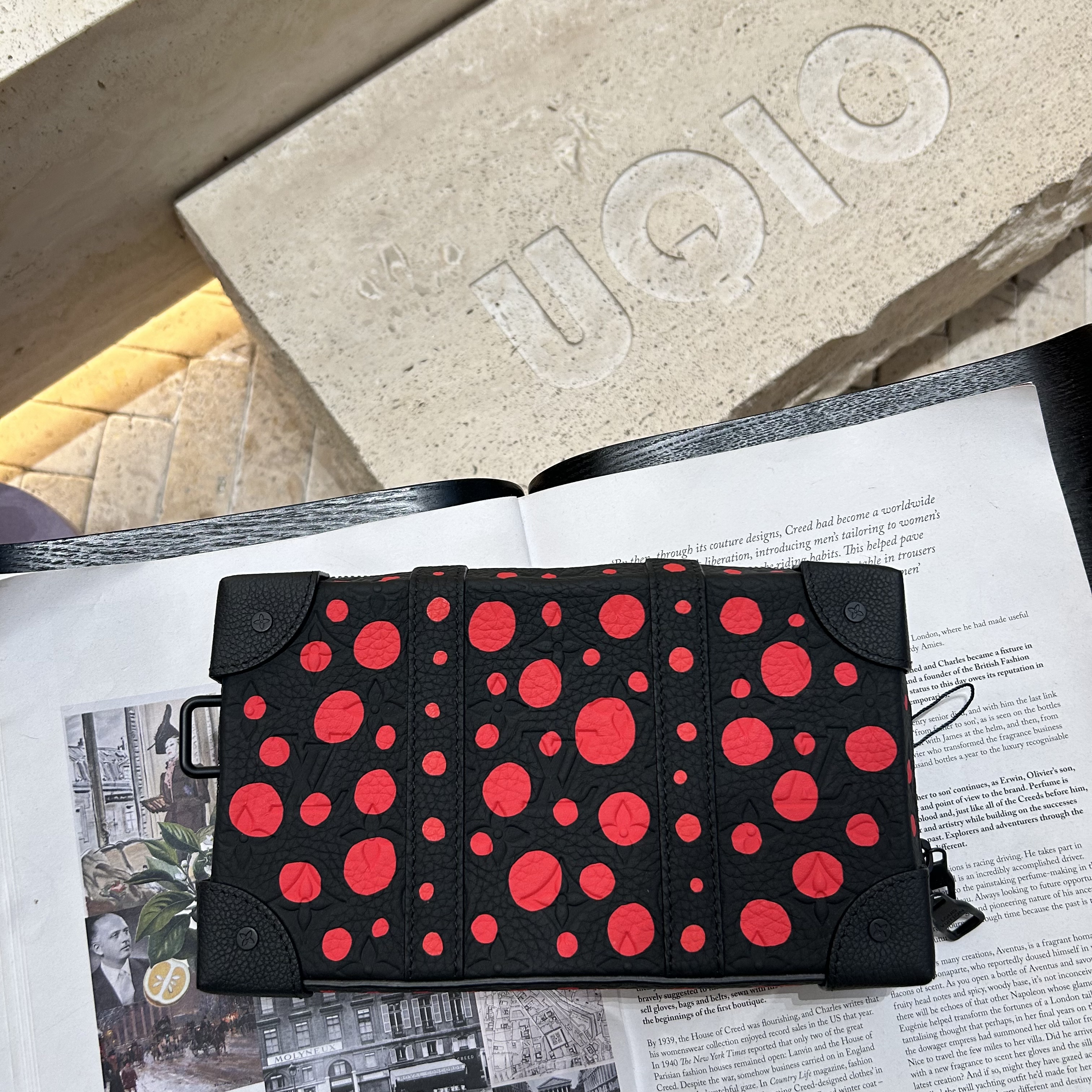 99新 LouisVuitton/路易威登 SOFT TRUNK 黑色拼红色 22844802