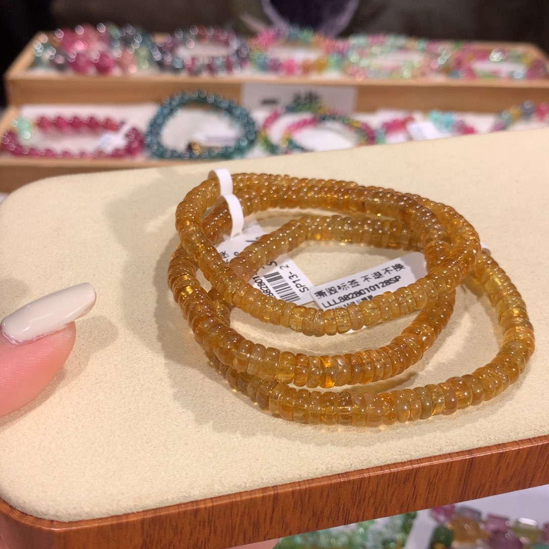 碧玺多样性发货一件未镶嵌