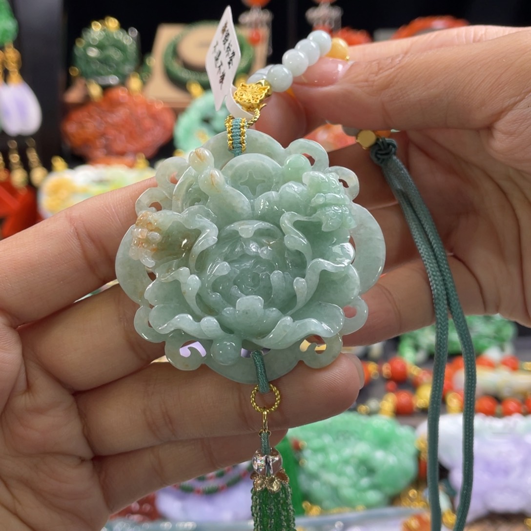 翡翠颈饰未镶嵌代编织
