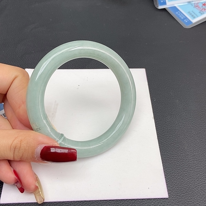 翡翠手镯未镶嵌53-54圆条