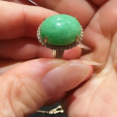 翡翠18K金镶嵌戒指