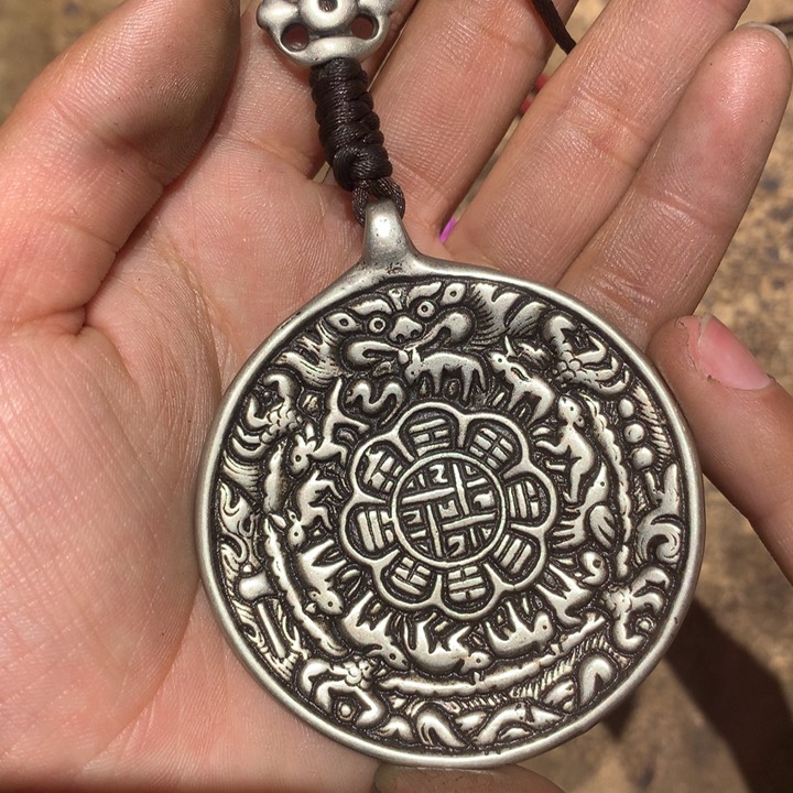 琉璃颈饰花*夜喜欢的朋友