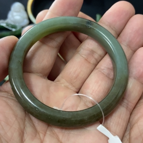 和田玉（糖玉）手镯未镶嵌圈口57