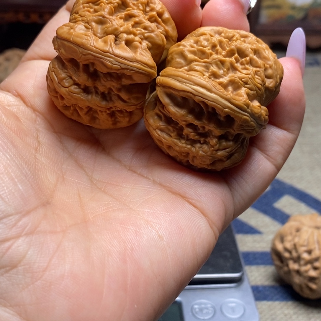 @***D桃核吊坠元宝全品42