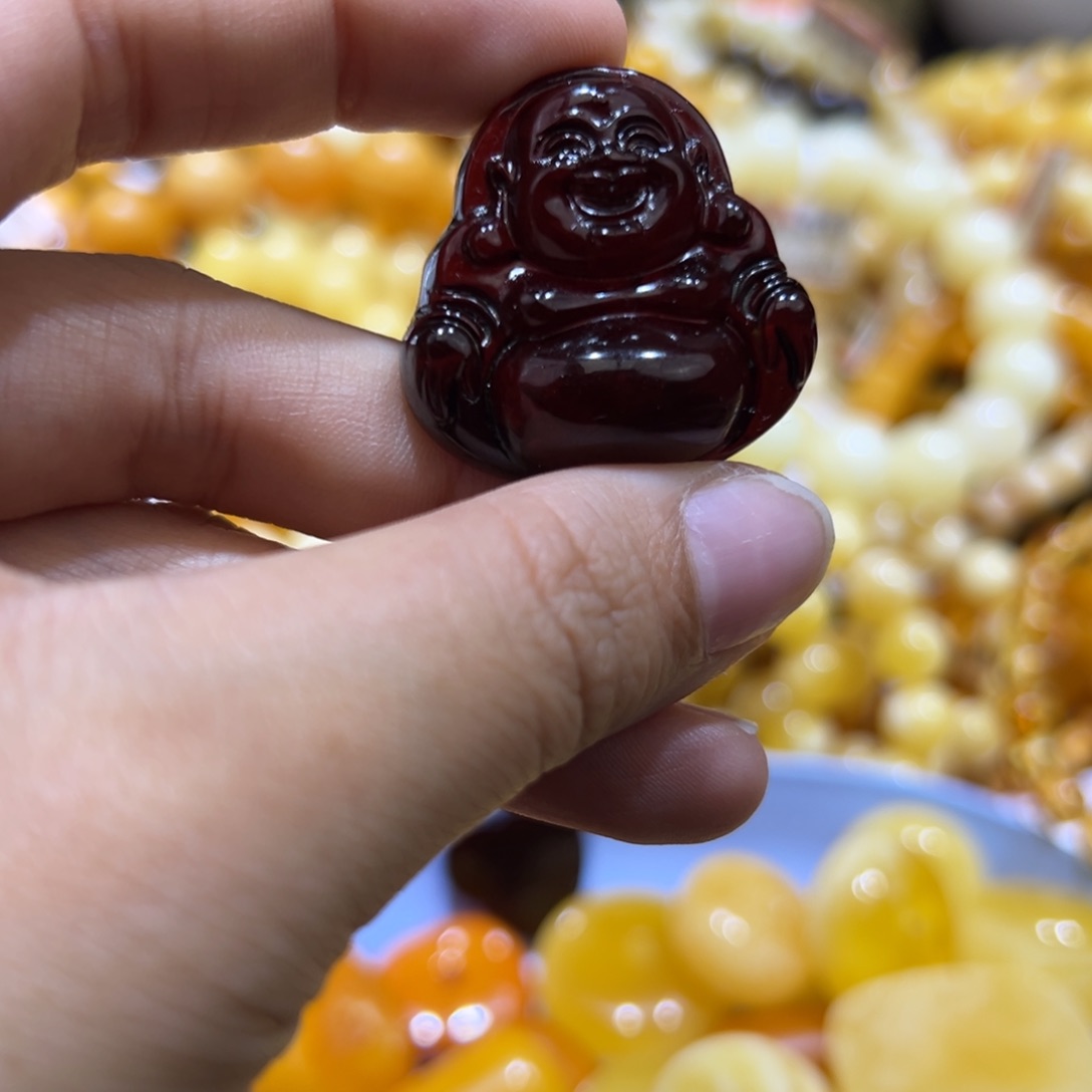 琥珀珠宝奇石未镶嵌