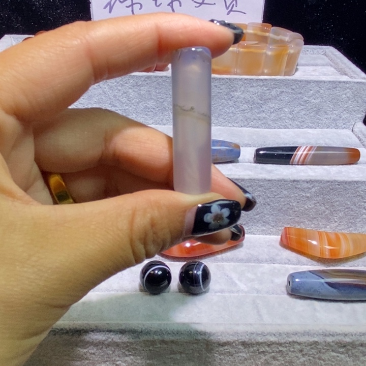 玛瑙/玉髓未镶嵌颈饰