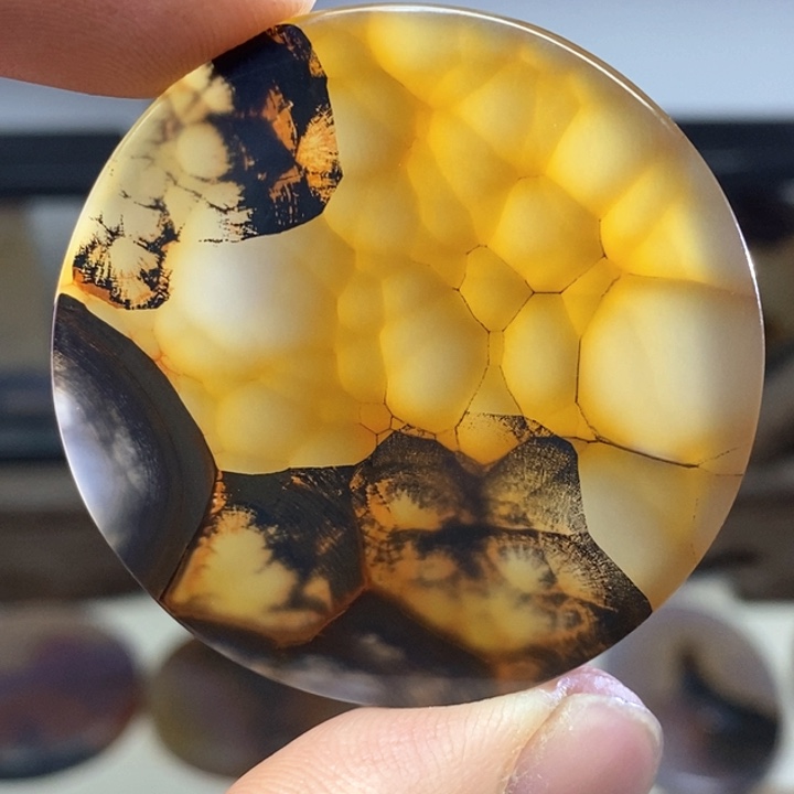 玛瑙/玉髓颈饰未镶嵌