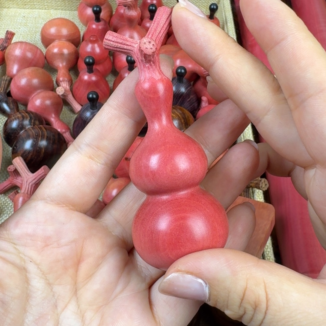 k***r粉象            木