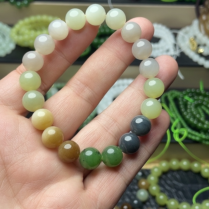 和田玉未镶嵌手链