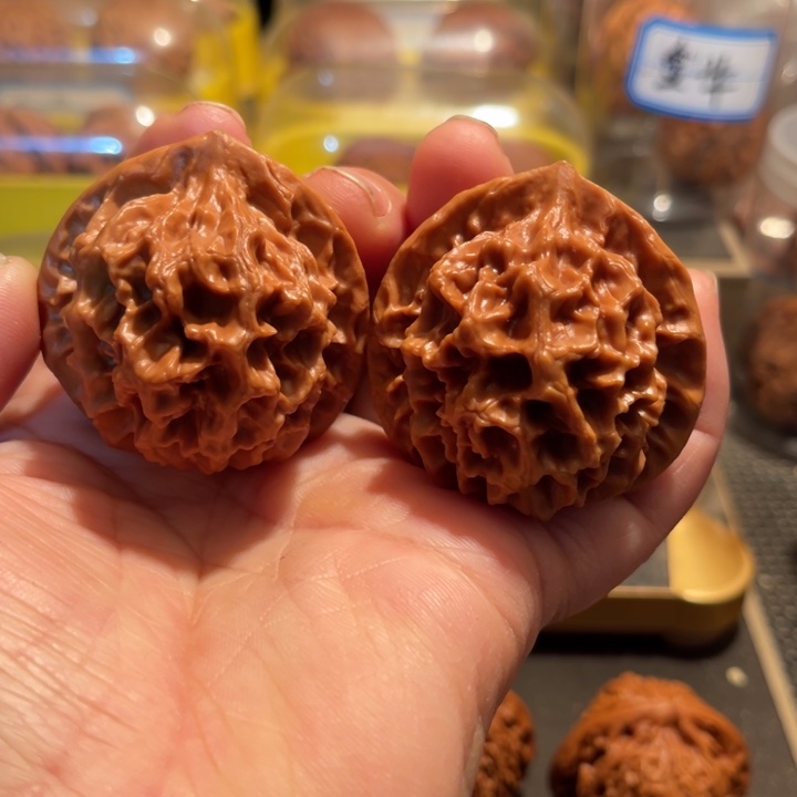 文玩核桃把件龙鳞45