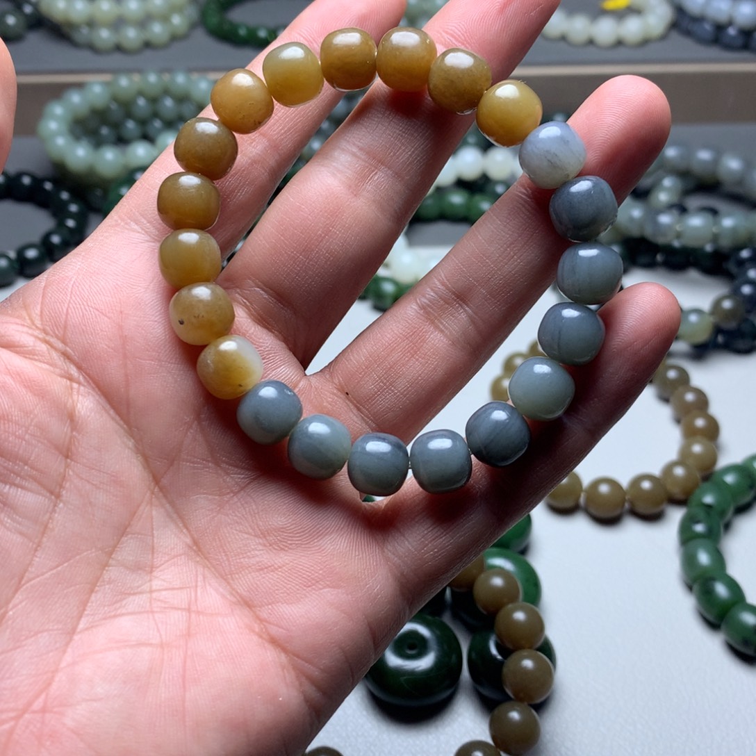 和田玉未镶嵌手链