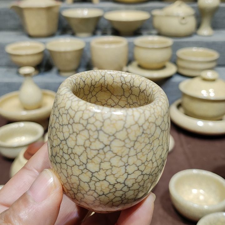 风***山龚东华老师梅花墨纹