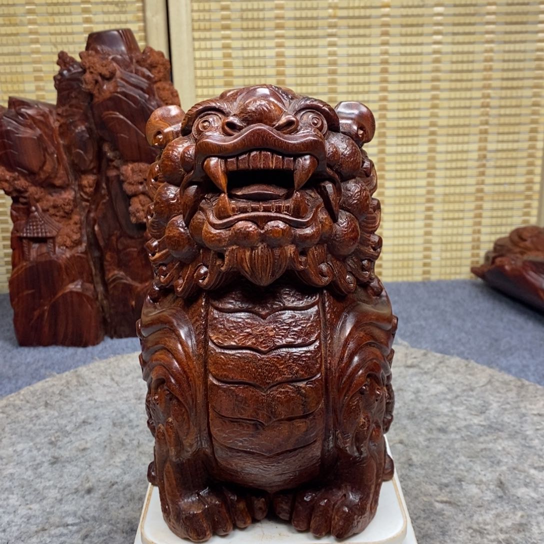 木?****阳小叶紫檀摆件