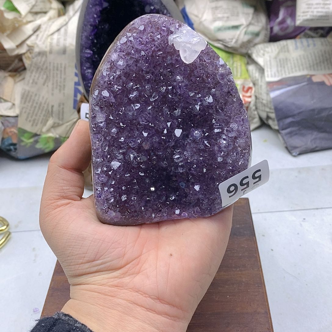 紫晶大型摆件（非配饰）未镶嵌