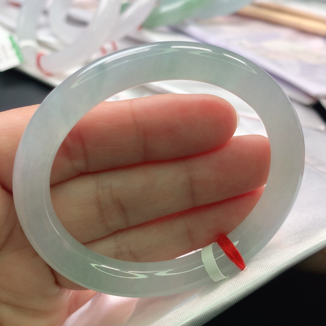 翡翠未镶嵌手镯缅甸52