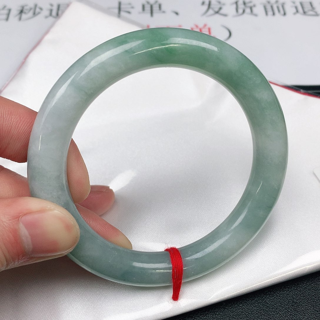 翡翠手镯未镶嵌圈58