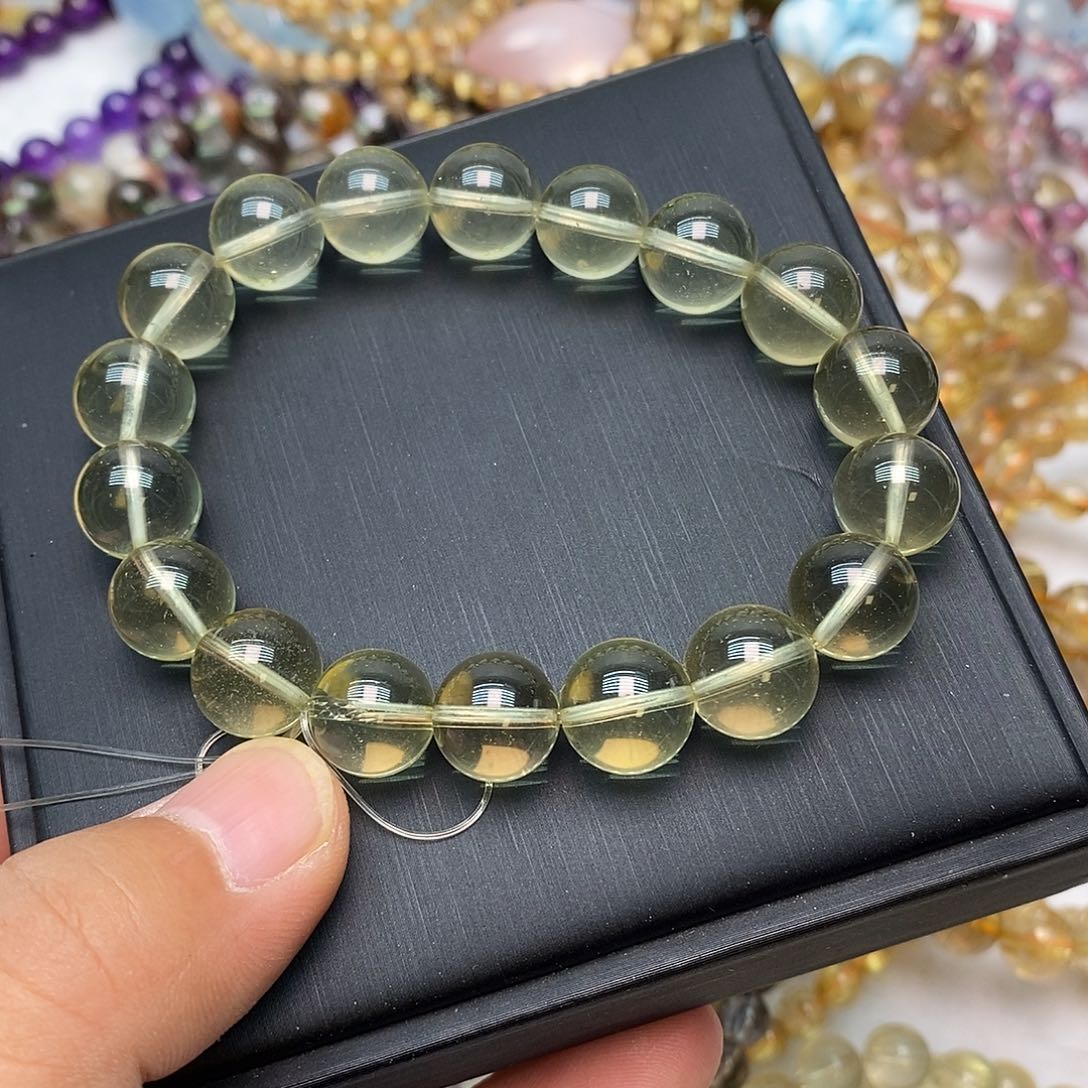 手串未镶嵌水晶浪****?……