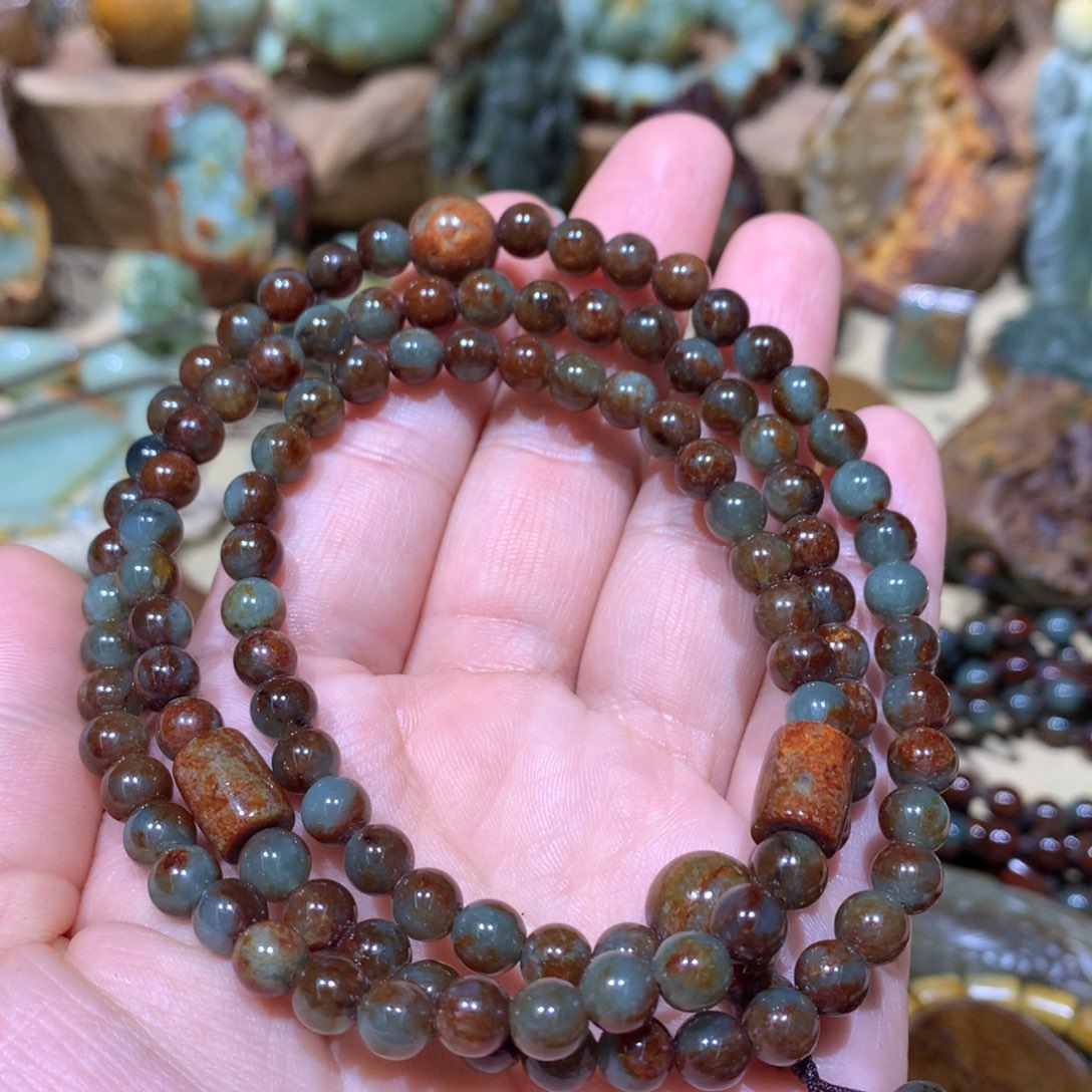 岫岩河磨玉（透闪石质玉）108粒多圈项链未镶嵌石**哥