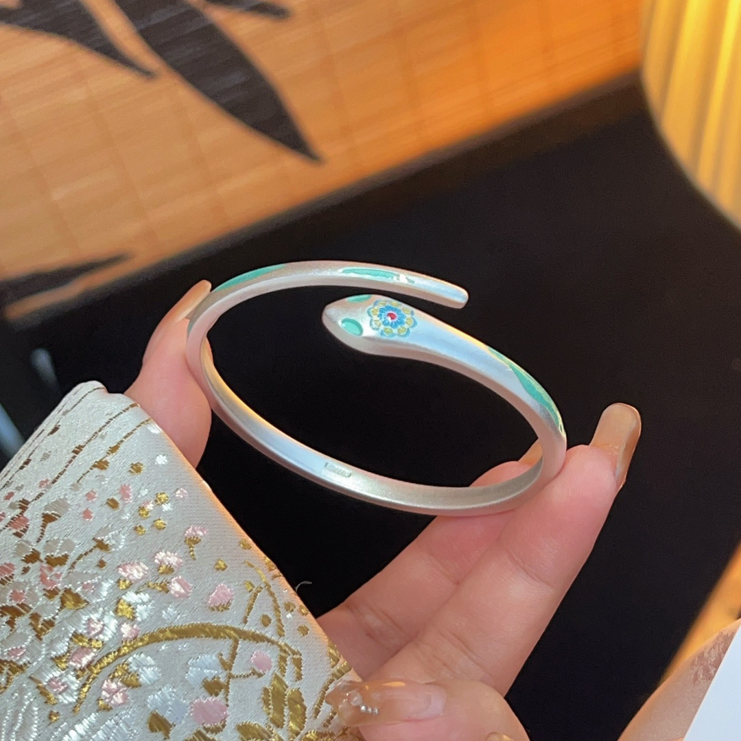 足银手镯 古法小青蛇足银手镯