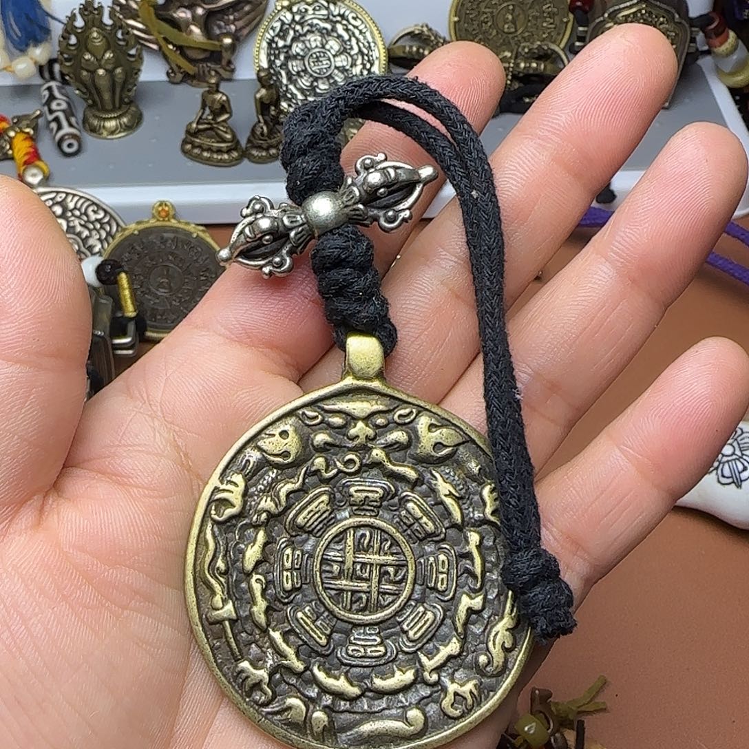 L***J橄榄核手串/手链1111