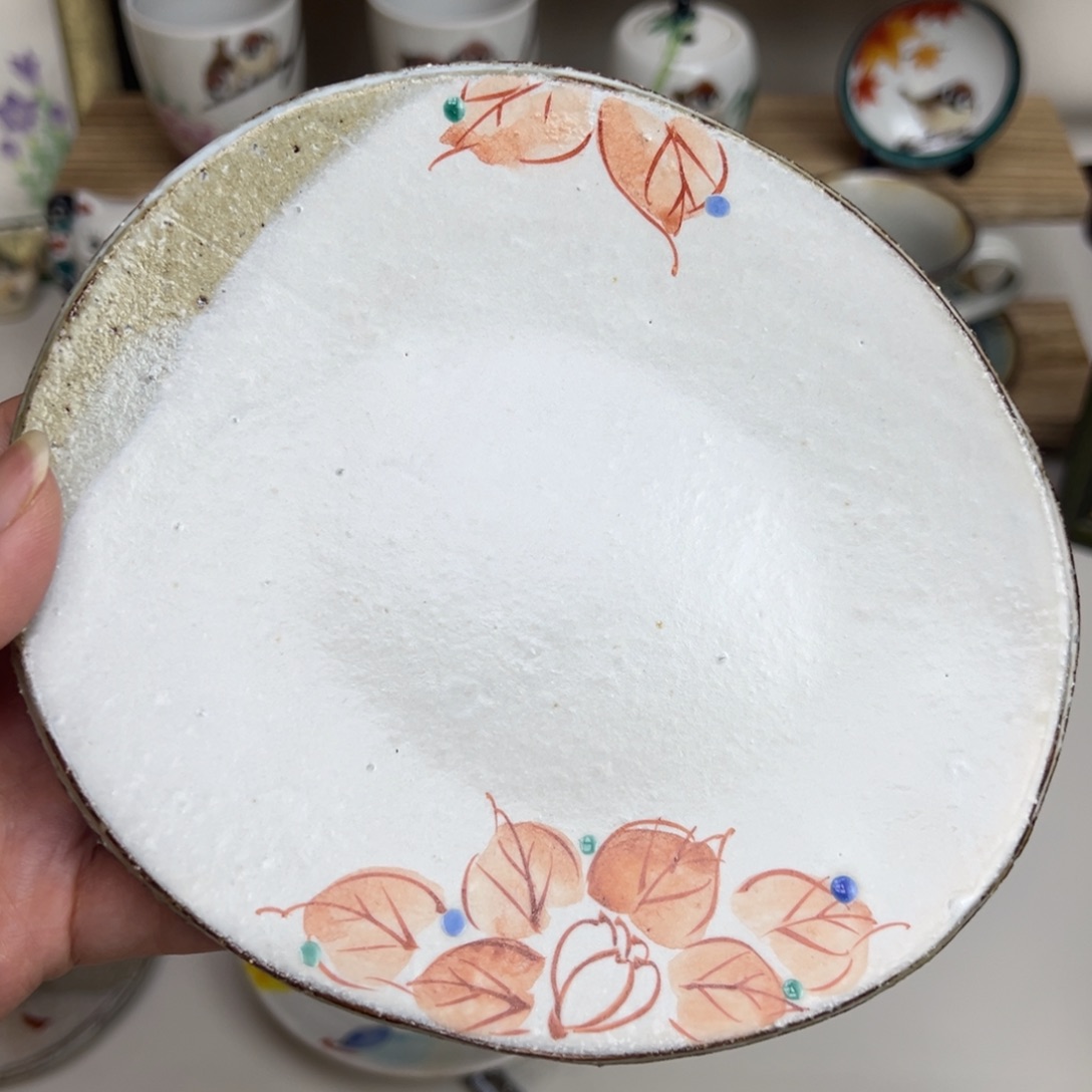 陶虚空藏。    盘子。