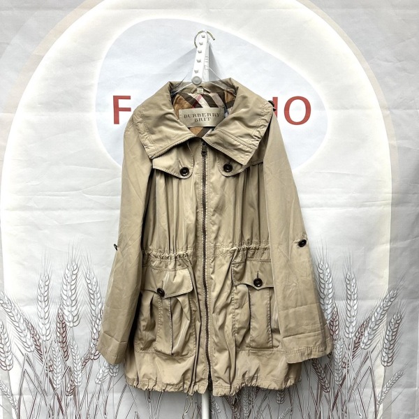 妃鱼/博柏利/聚酯纤维/风衣/95新/凡0909