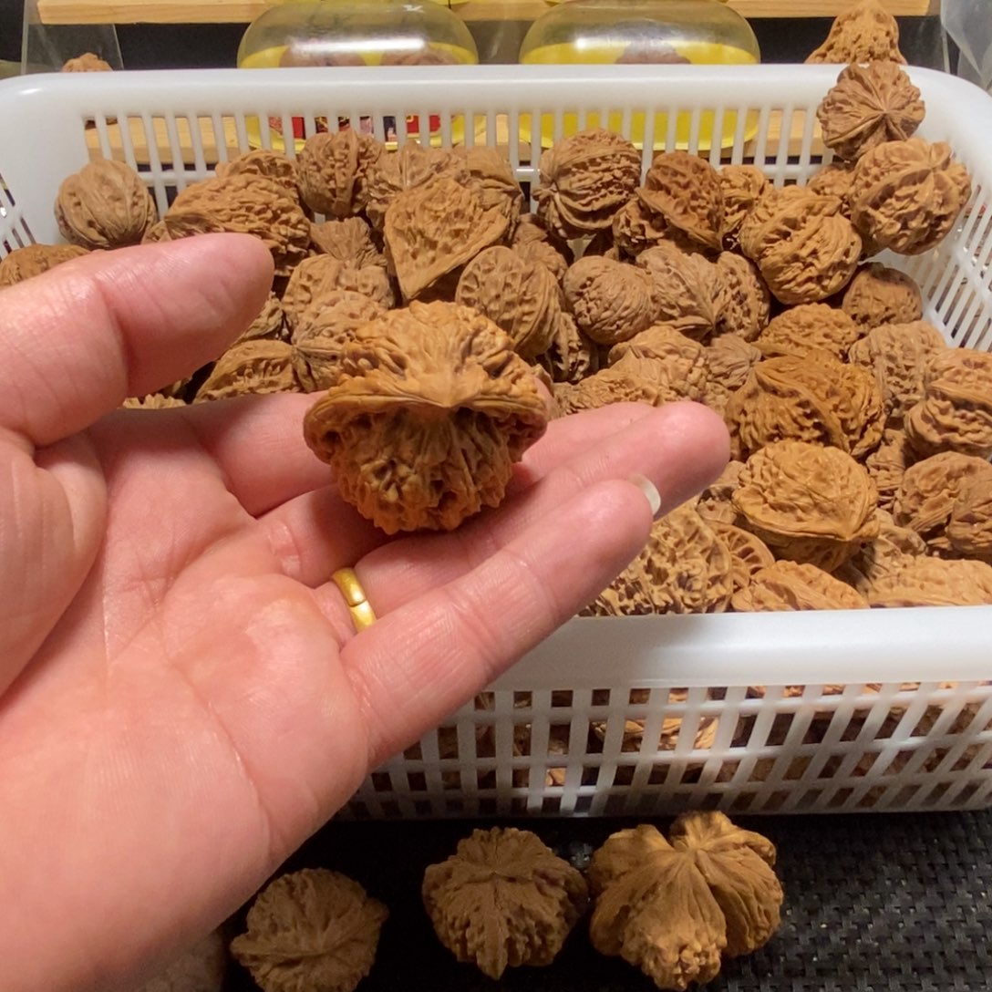 じ***吊坠文玩核桃核桃异形