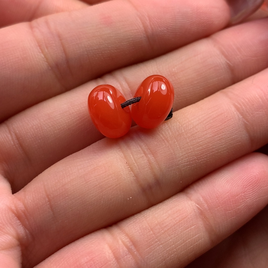 南红玛瑙配饰未镶嵌