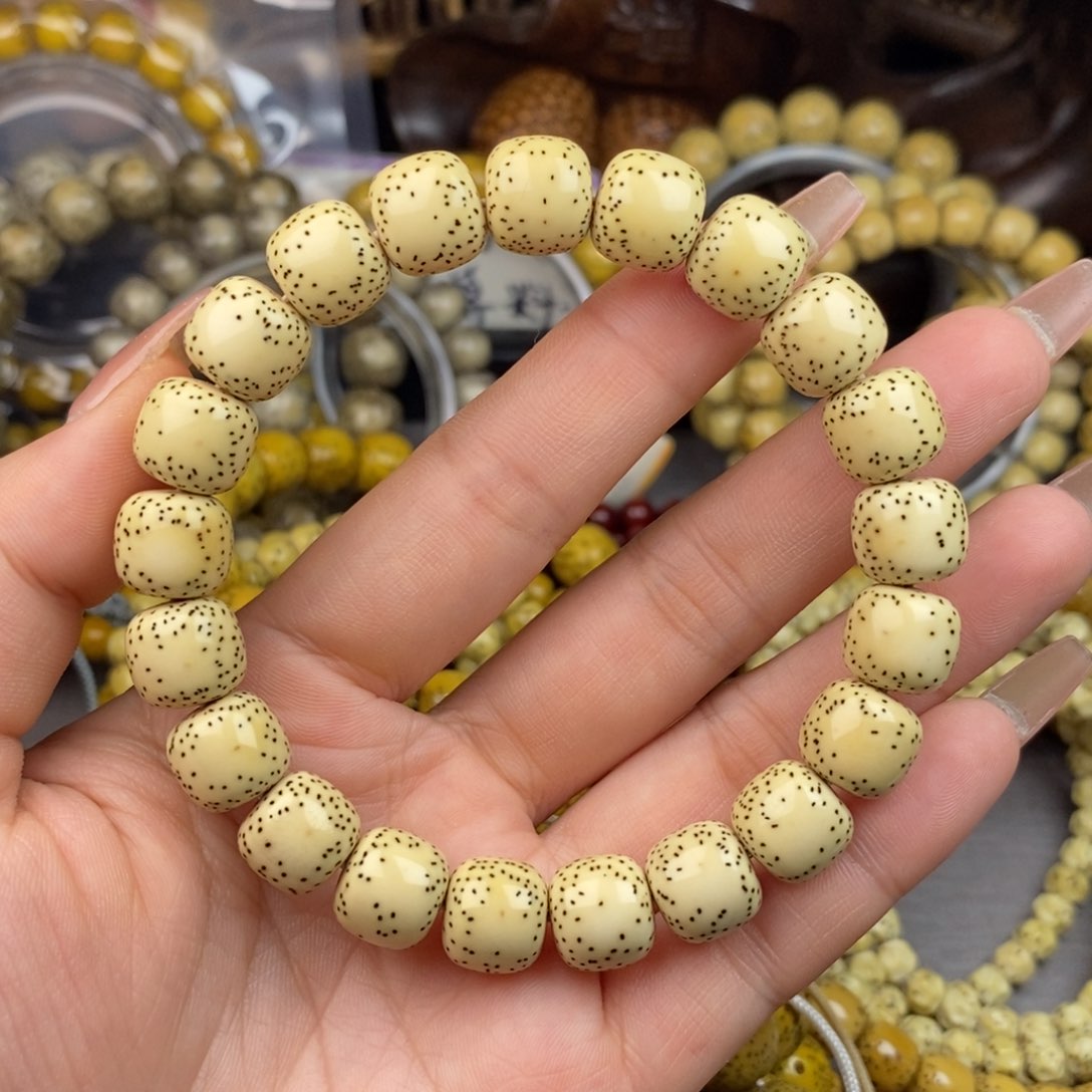 星月菩提吊坠10x11侧留白