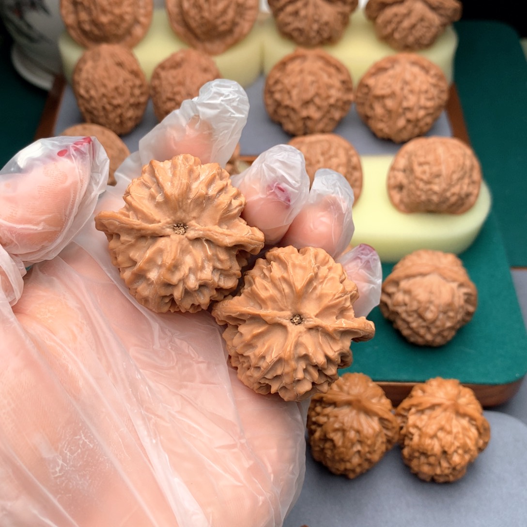 文玩核桃吊坠文玩核桃门头沟苹果园40