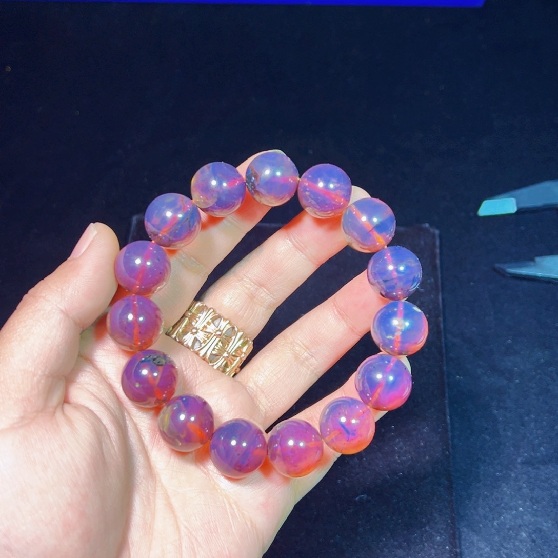 琥珀裸石未镶嵌琥珀