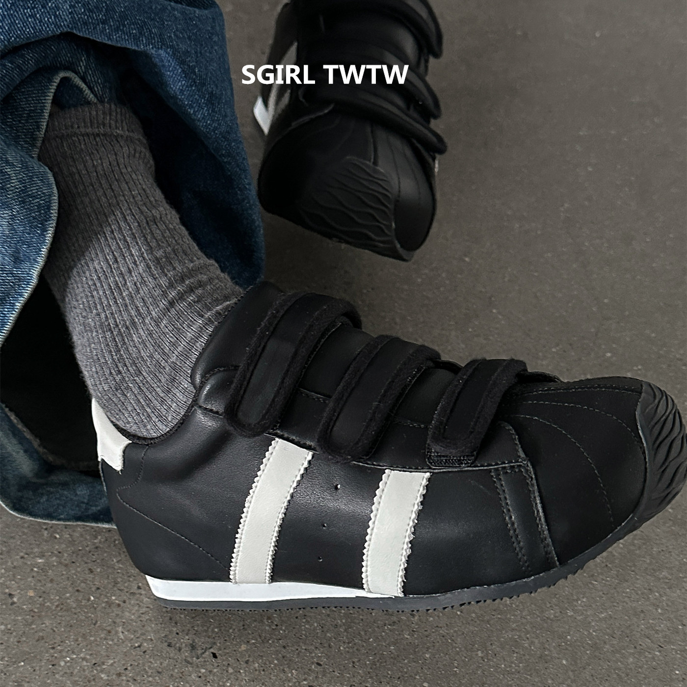 SGIRL TWTW2025年秋季新款真皮魔术贴平底时尚休闲鞋老爹鞋女鞋潮