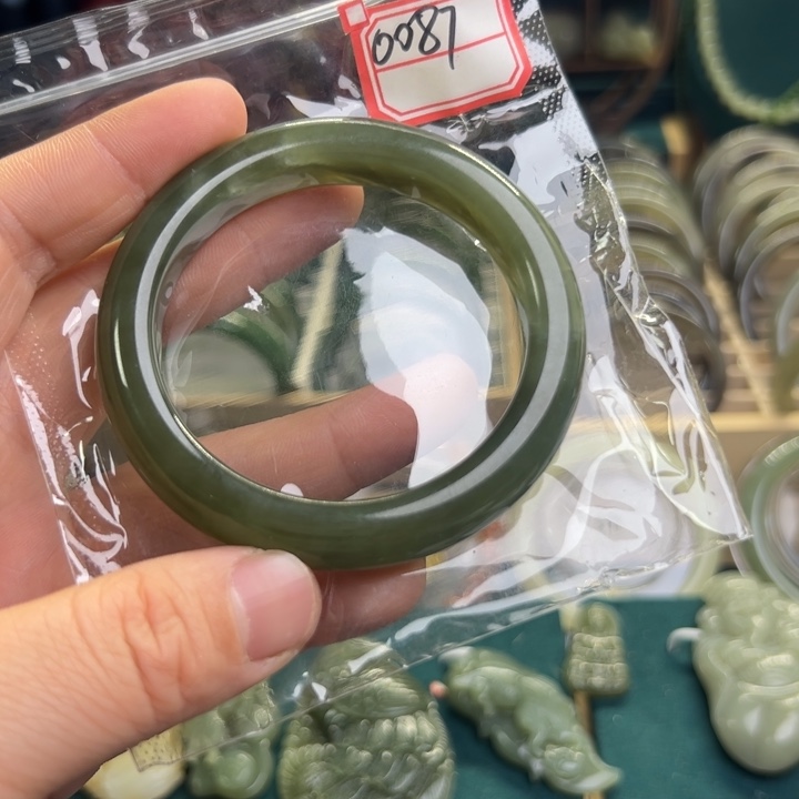 和田玉手镯未镶嵌54.4圈围0087