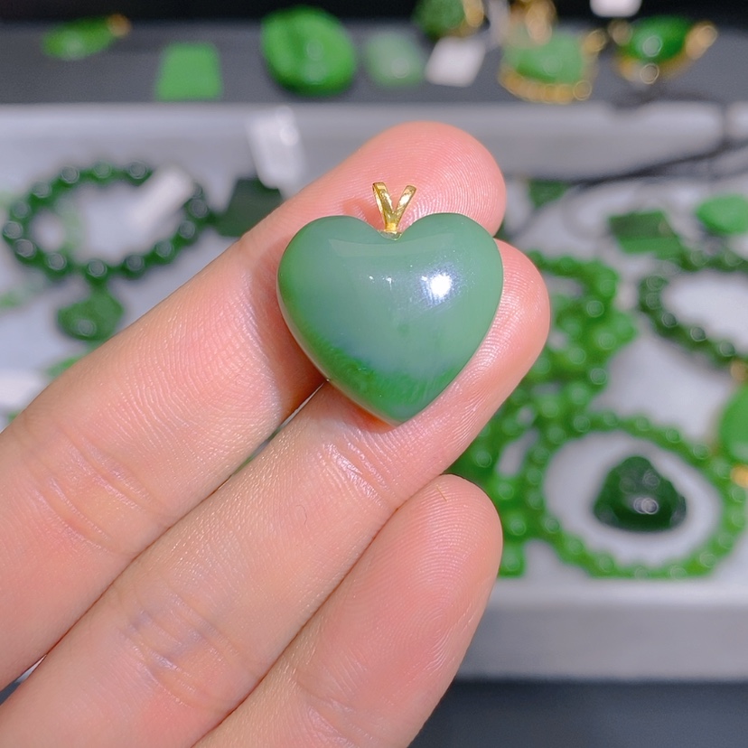 【闪购商品】和田玉颈饰18K金镶嵌