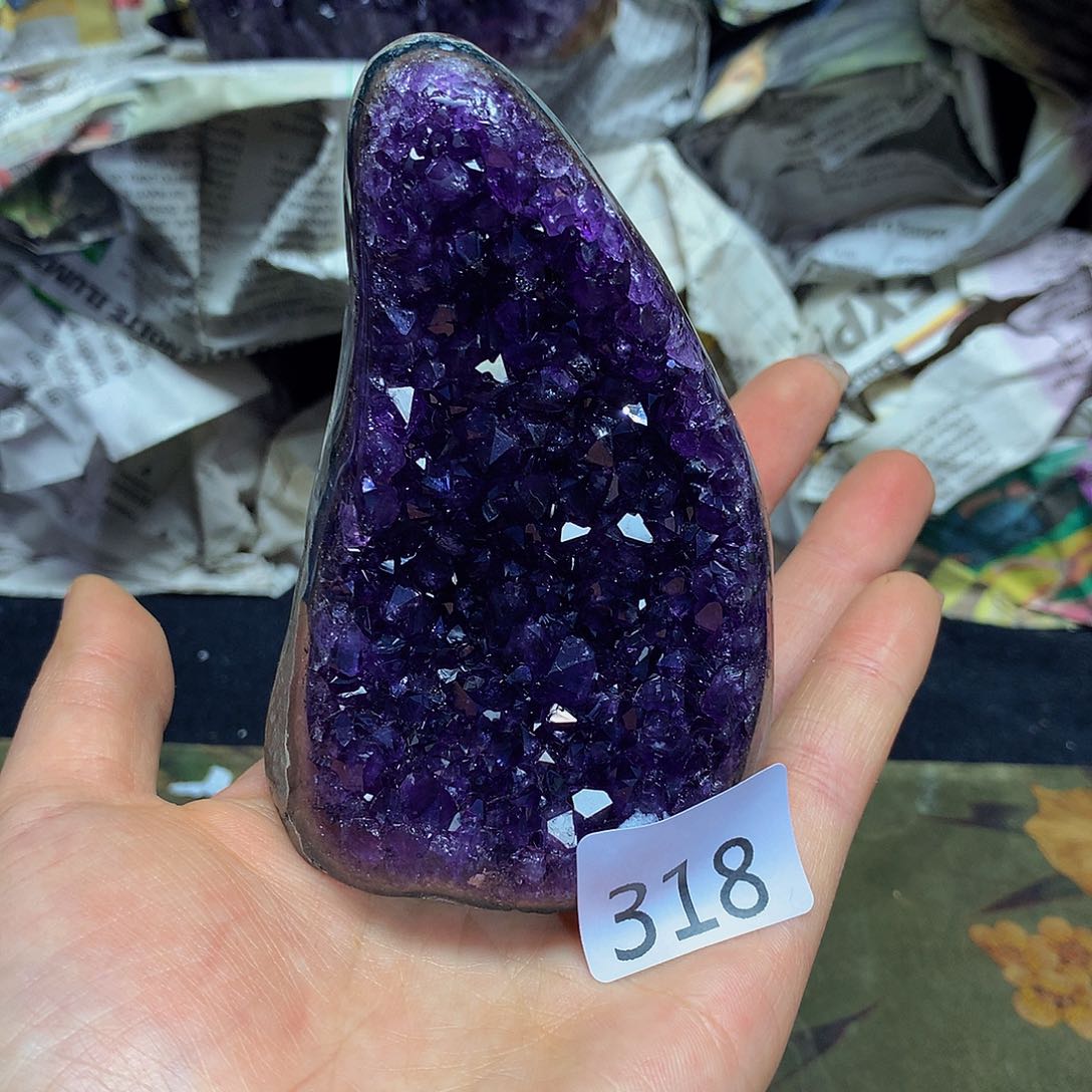 紫晶大型摆件（非配饰）未镶嵌