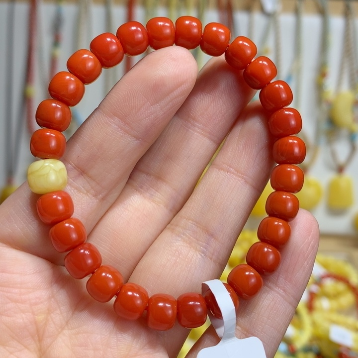 南红玛瑙未镶嵌手链7.2mm