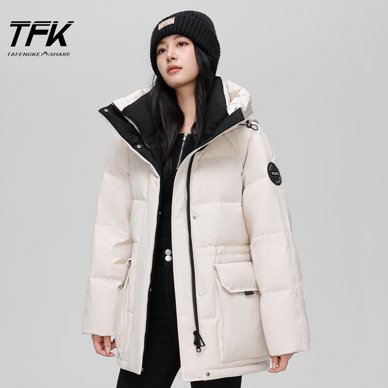 TFK2025新款女士连帽时尚宽松潮流通勤百搭洋气品质羽绒服HD3052