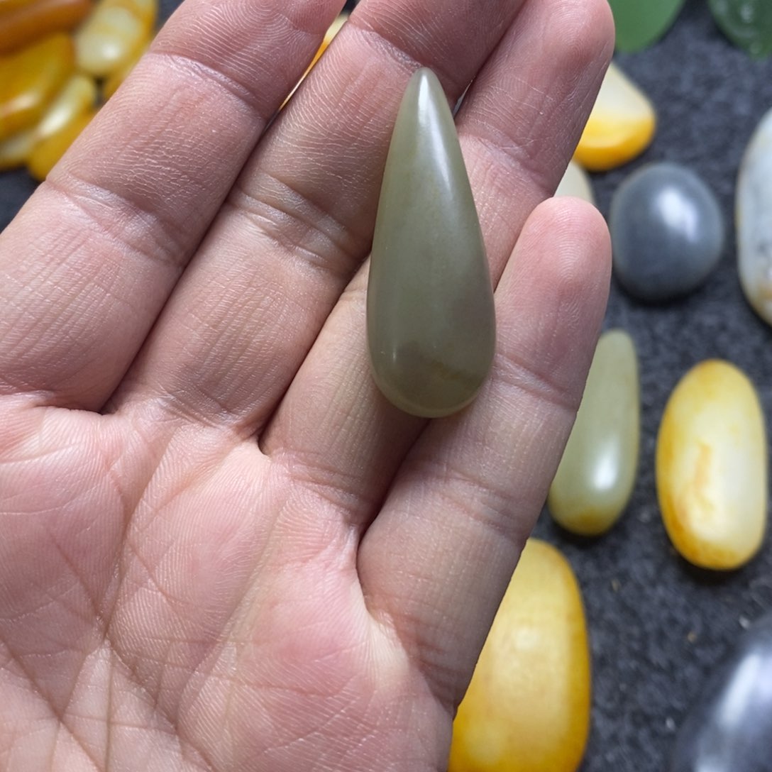 【闪购商品】和田玉颈饰未镶嵌