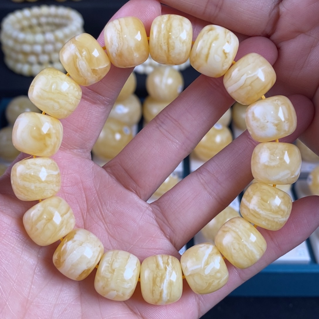 未镶嵌蜜蜡珠宝奇石