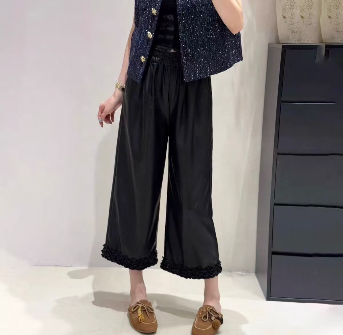 25261#高腰木耳边皮休闲裤女2025秋冬季新款松紧休闲显瘦百搭九分